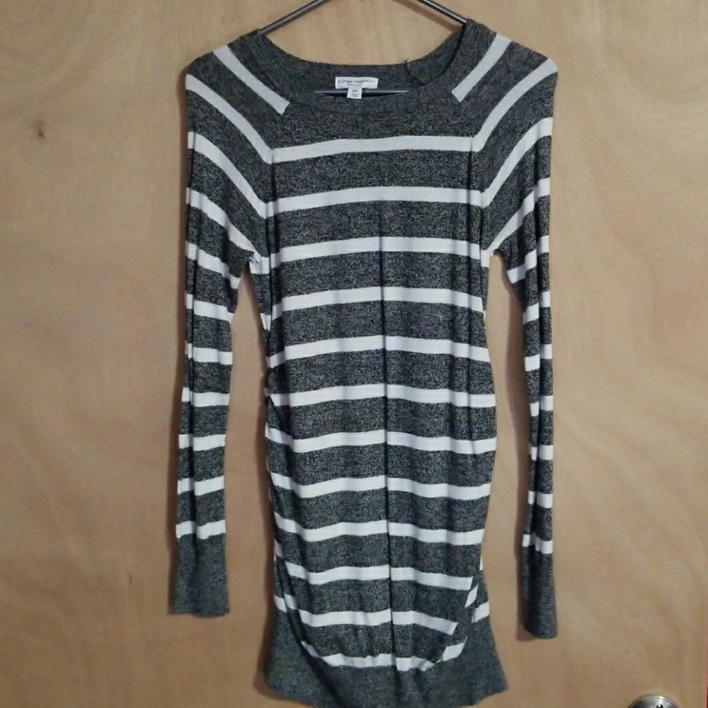 Liz Lange maternity sweater